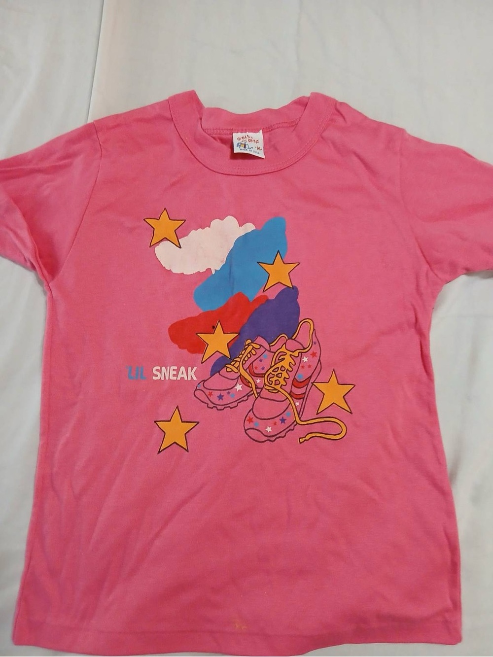 Lil Sneak Pink Graphic Kids Tank Top with Sneaker & Stars